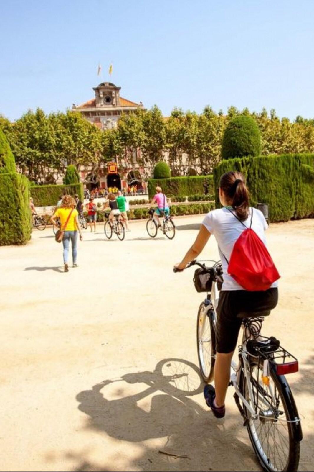 Ir a una excursión en bicicleta