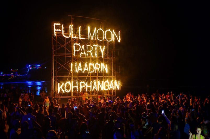 donde alojarse para la full moon party