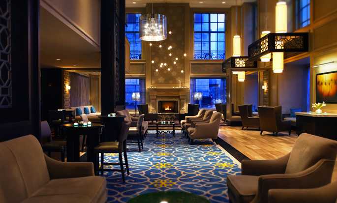 Hilton Honors teléfono