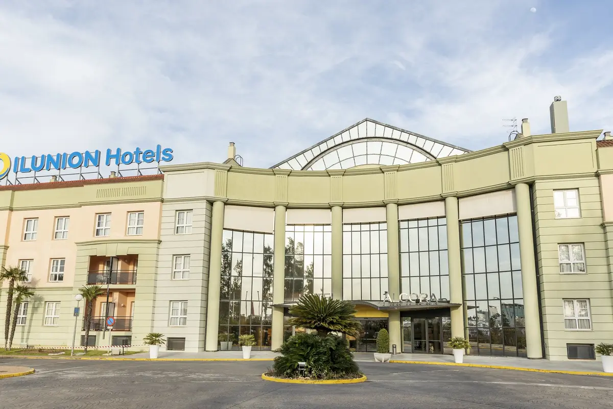 Experiencia en el ILUNION Alcora: Un Hotel de Lujo en San Juan de Aznalfarache, Sevilla 3 Confort y Elegancia en Sevilla